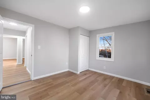 Entry Way - 497 Bruce Ave, Odenton, MD 21113 photo 8 of 9