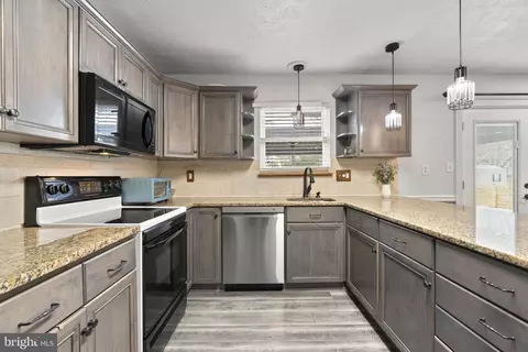 Kitchen - 8149 Silo Rd, Severn, MD 21144 photo 2 of 3