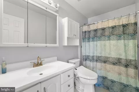 Bath - 8149 Silo Rd, Severn, MD 21144 photo 3 of 3