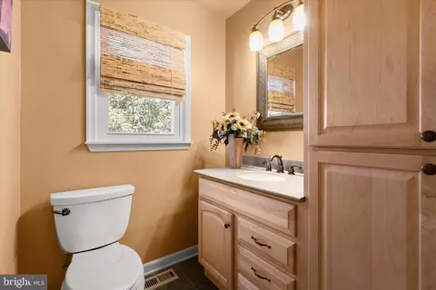 Bath - 604 231st St, Pasadena, MD 21122 photo 1 of 3