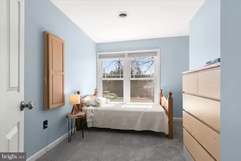 Bedroom - 604 231st St, Pasadena, MD 21122 photo 5 of 6