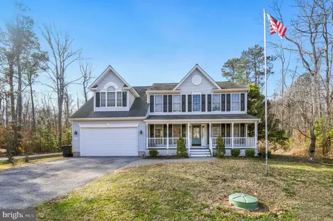 Exterior - 715 Walnut Ave, North Beach, MD 20714 photo 4 of 11