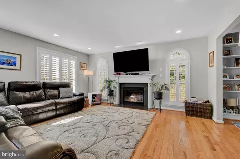 Other - 715 Walnut Ave, North Beach, MD 20714 photo 4 of 9