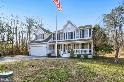 Exterior - 715 Walnut Ave, North Beach, MD 20714 photo 3 of 11