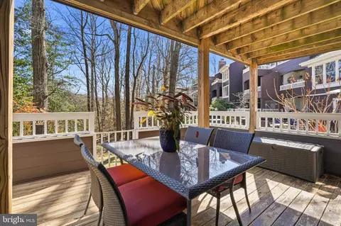 Exterior - 2702 Gingerview Ln, Annapolis, MD 21401 photo 7 of 9