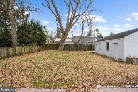 Exterior - 1148 Riverview Dr, Annapolis, MD 21409 photo 4 of 10