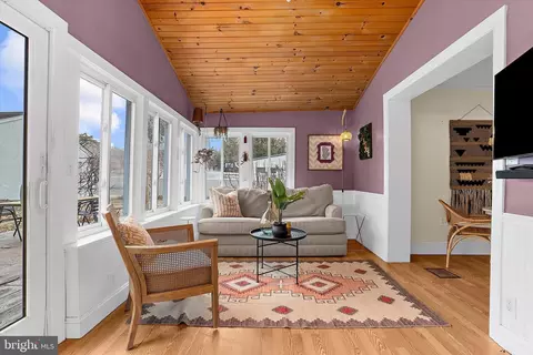 Exterior - 1148 Riverview Dr, Annapolis, MD 21409 photo 2 of 10