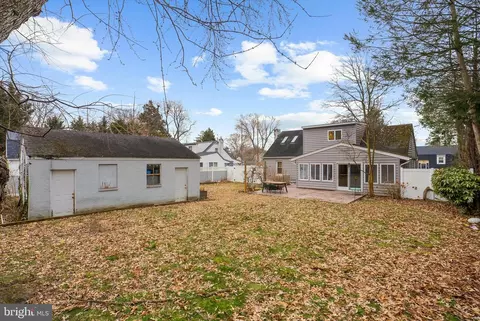 Exterior - 1148 Riverview Dr, Annapolis, MD 21409 photo 7 of 10