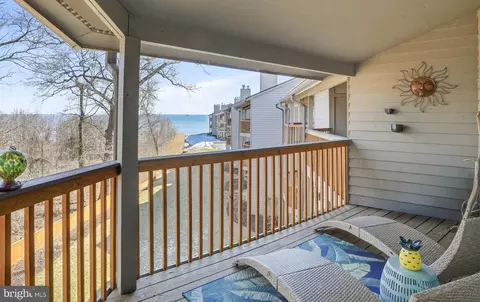 2010 Quay Village Ct #201, Annapolis, MD 21403