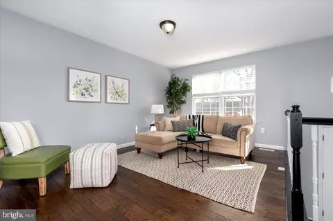 Living - 7804 E Shore Rd # A, Pasadena, MD 21122 photo 2 of 3