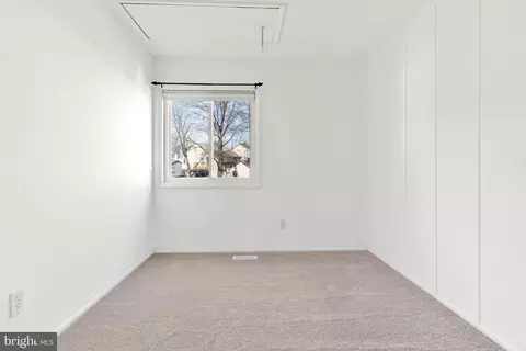 Bedroom - 2059 Happy Ln #E, Crofton, MD 21114 photo 6 of 10