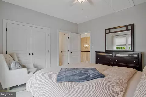 Bedroom - 4240 Sweet Leaf Ln, Edgewater, MD 21037 photo 9 of 9