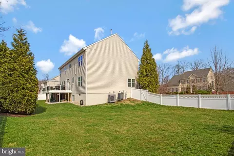 Exterior - 4240 Sweet Leaf Ln, Edgewater, MD 21037 photo 7 of 7