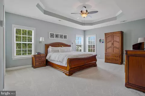 Bedroom - 4240 Sweet Leaf Ln, Edgewater, MD 21037 photo 1 of 9