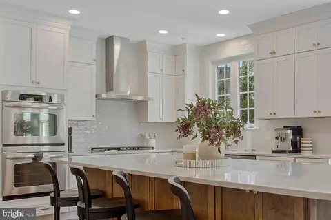Kitchen - 4240 Sweet Leaf Ln, Edgewater, MD 21037 photo 5 of 5