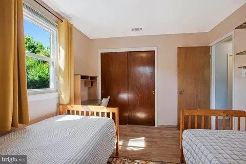 Bedroom - 3714 3rd Ave, Edgewater, MD 21037 photo 5 of 5