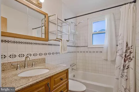 Bath - 3714 3rd Ave, Edgewater, MD 21037 photo 1 of 1