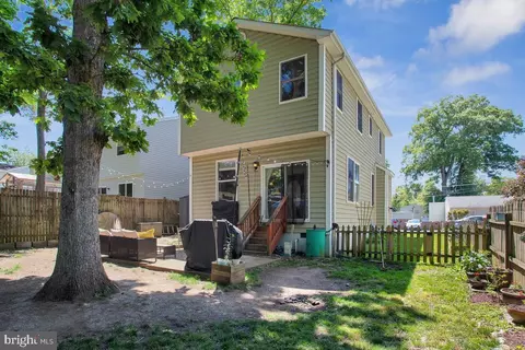 Exterior - 1617 Hilltop Rd, Edgewater, MD 21037 photo 5 of 7
