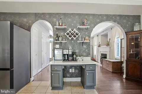 Entry Way - 1617 Hilltop Rd, Edgewater, MD 21037 photo 1 of 3