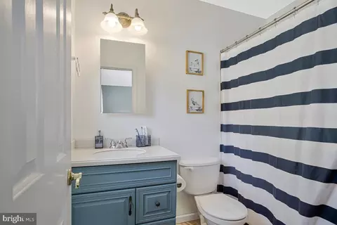 Bath - 1617 Hilltop Rd, Edgewater, MD 21037 photo 1 of 2