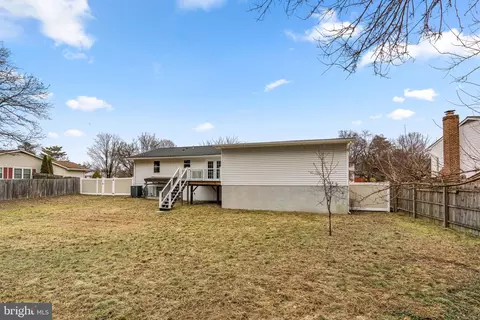 Exterior - 7818 Metacomet Rd, Hanover, MD 21076 photo 5 of 6