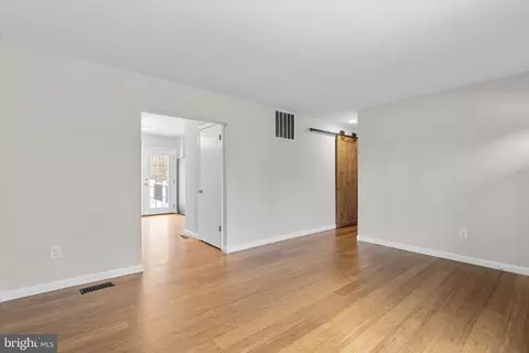 Entry Way - 7818 Metacomet Rd, Hanover, MD 21076 photo 1 of 9