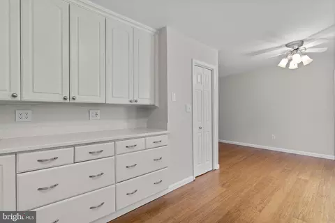 Entry Way - 7818 Metacomet Rd, Hanover, MD 21076 photo 6 of 9
