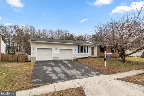 Exterior - 7818 Metacomet Rd, Hanover, MD 21076 photo 1 of 6