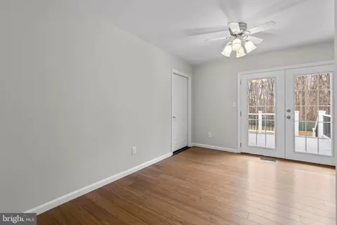Entry Way - 7818 Metacomet Rd, Hanover, MD 21076 photo 2 of 9