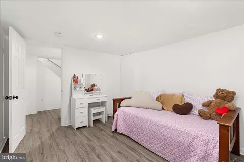 Bedroom - 7803 Linthicum Rd, Pasadena, MD 21122 photo 2 of 11