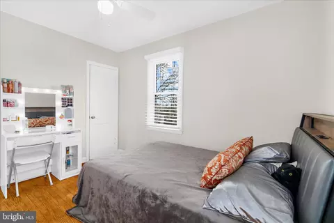 Bedroom - 7803 Linthicum Rd, Pasadena, MD 21122 photo 7 of 11