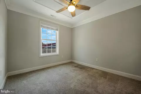 Bedroom - 941 8th St, Pasadena, MD 21122 photo 2 of 2
