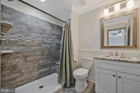 Bath - 941 8th St, Pasadena, MD 21122 photo 1 of 2