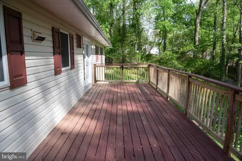 Exterior - 4785 Mountain Rd, Pasadena, MD 21122 photo 3 of 11