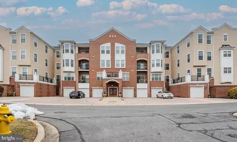8612 Fluttering Leaf Trl #402, Odenton, MD 21113