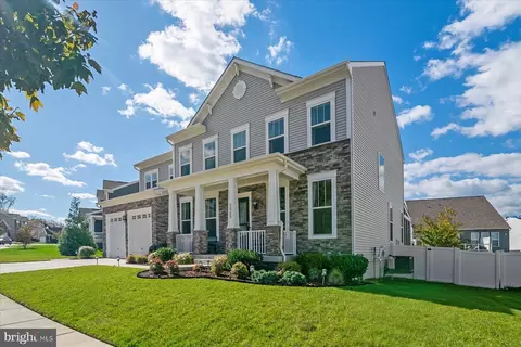 Exterior - 2845 Broad Wing Dr, Odenton, MD 21113 photo 3 of 15