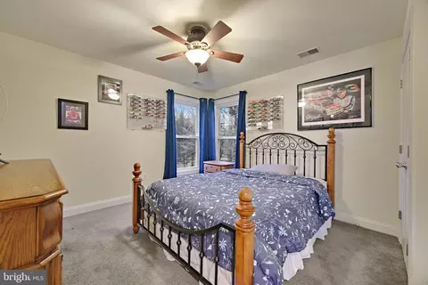 415 Metropolitan Blvd, Pasadena, MD 21122 photo 26