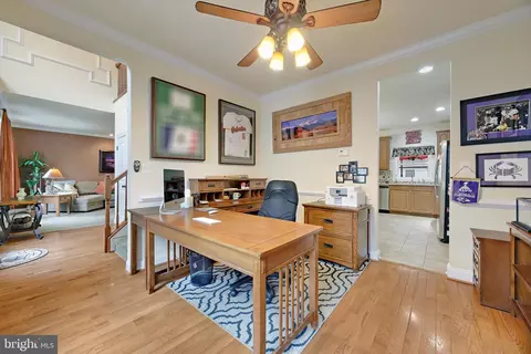 415 Metropolitan Blvd, Pasadena, MD 21122 photo 21