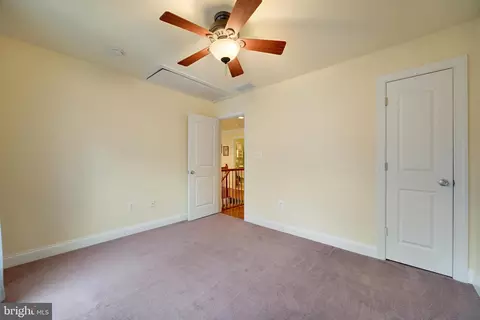 415 Metropolitan Blvd, Pasadena, MD 21122 photo 31