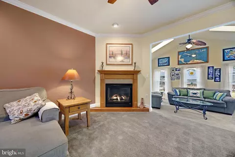 415 Metropolitan Blvd, Pasadena, MD 21122 photo 9