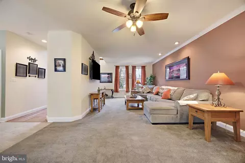 415 Metropolitan Blvd, Pasadena, MD 21122 photo 10
