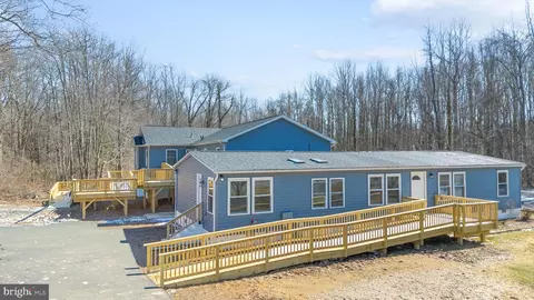 1349 Yorktown Rd, Annapolis, MD 21409