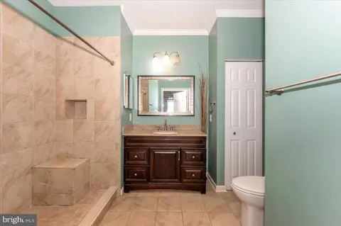 Bath - 1683 Fallowfield Ct, Crofton, MD 21114 photo 1 of 5