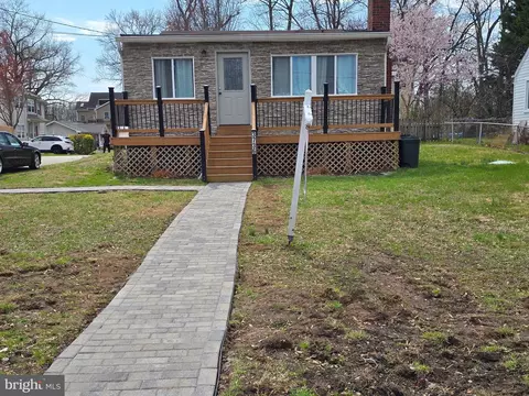 3736 Beach Drive Blvd, Edgewater, MD 21037