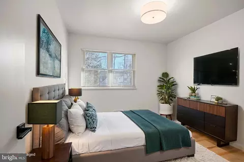Bedroom - 1420 Gilbert Rd, Arnold, MD 21012 photo 4 of 5