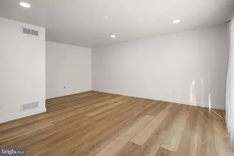 Living - 1420 Gilbert Rd, Arnold, MD 21012 photo 3 of 3