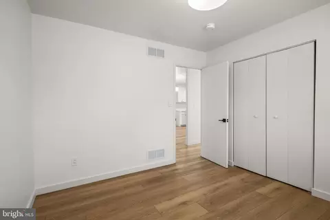 Bedroom - 1420 Gilbert Rd, Arnold, MD 21012 photo 3 of 5