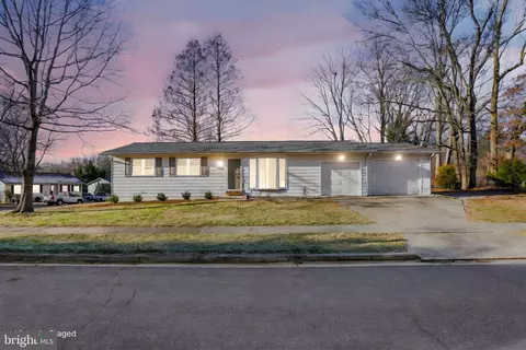 Exterior - 1420 Gilbert Rd, Arnold, MD 21012 photo 3 of 4