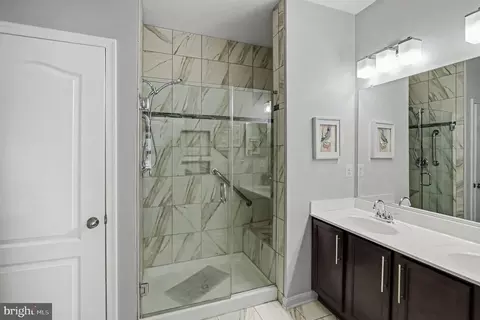 Bath - 7915 Charles Ct, Pasadena, MD 21122 photo 1 of 1