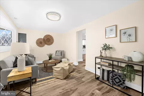 Living - 762 208th St, Pasadena, MD 21122 photo 1 of 4
